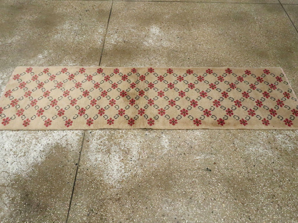 Vintage Turkish Anatolian Runner, No.15032 - Staging