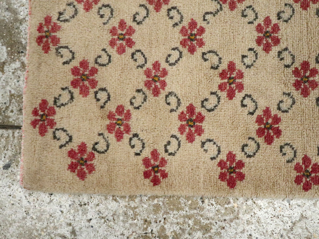 Vintage Turkish Anatolian Runner, No.15032 - Staging