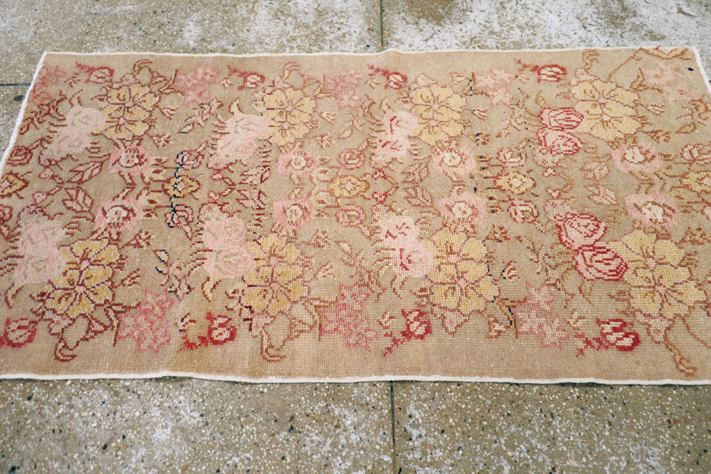Vintage Turkish Anatolian Rug, No.15038 - Staging