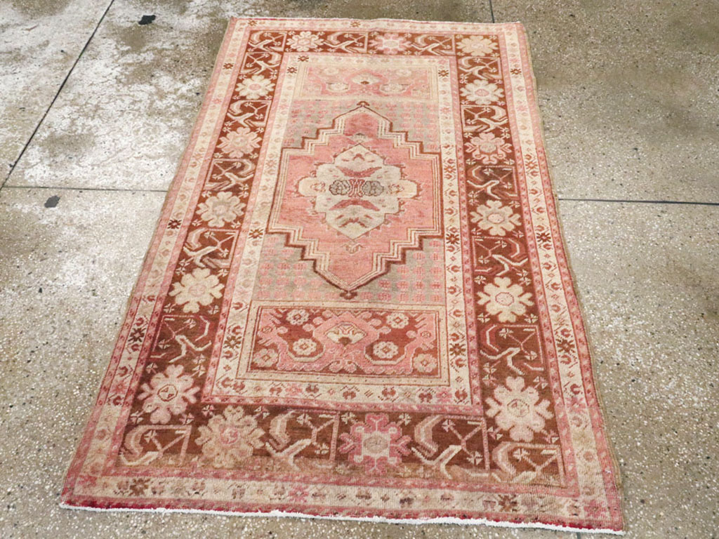Vintage Turkish Oushak Rug, No.15116 - Staging