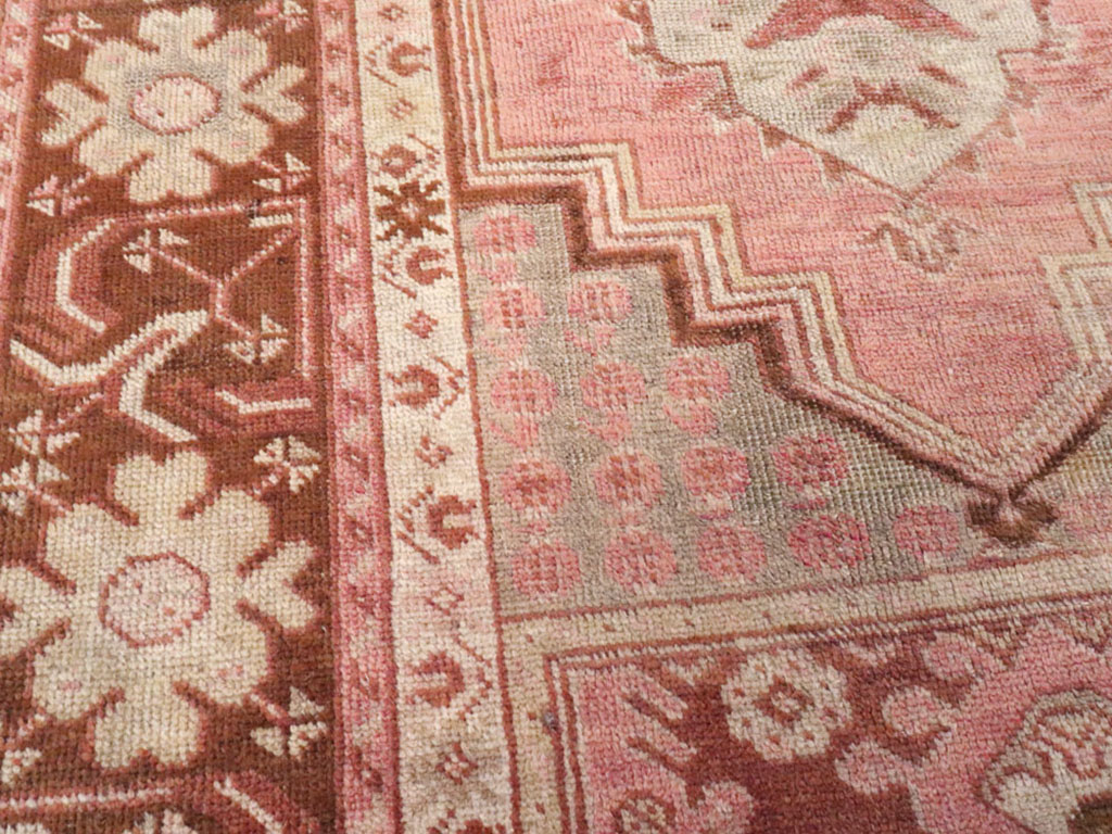 Vintage Turkish Oushak Rug, No.15116 - Staging