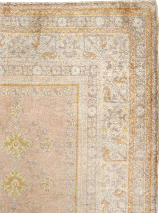 Antique Turkish Sivas Rug, No.15168 - Staging