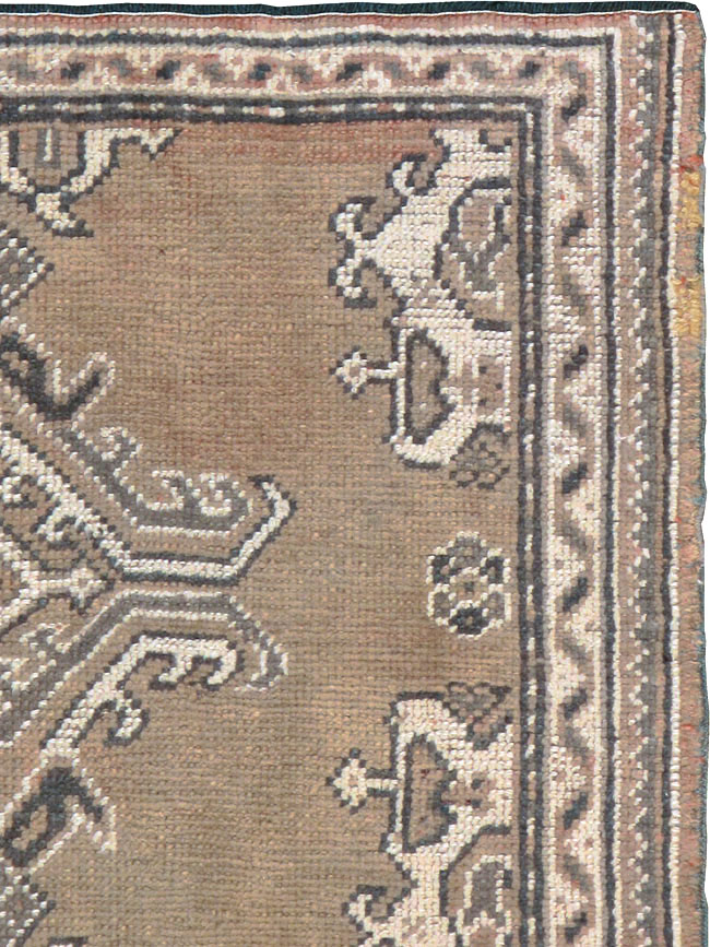 Antique Turkish Oushak Rug, No.15171 - Staging