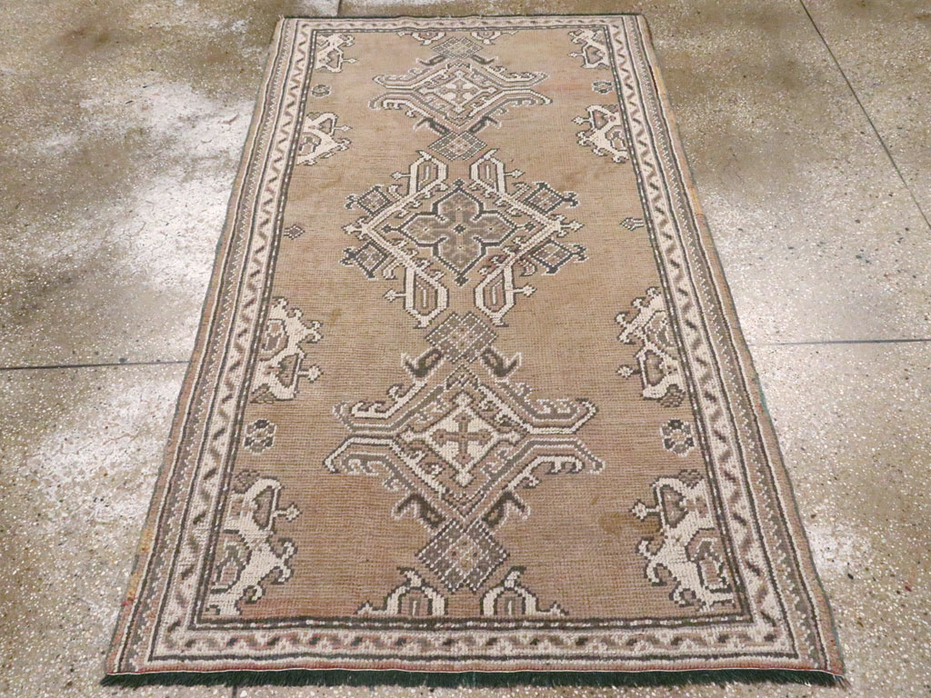 Antique Turkish Oushak Rug, No.15171 - Staging