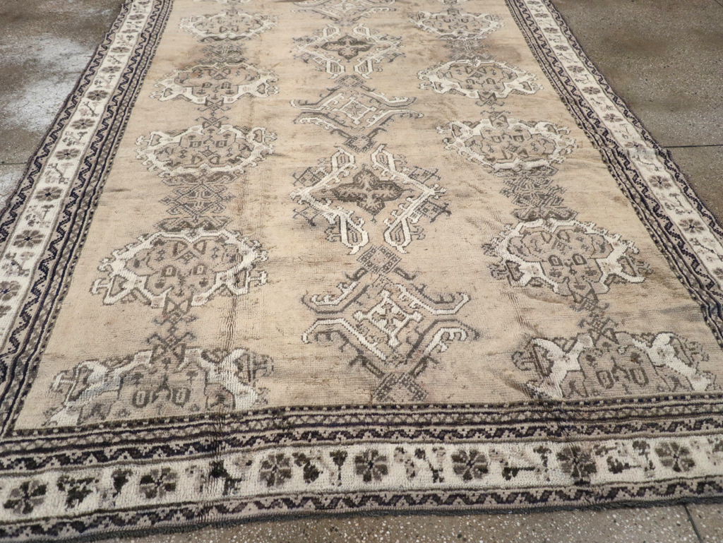Antique Turkish Oushak Square Accent Carpet, No.15174 - Staging