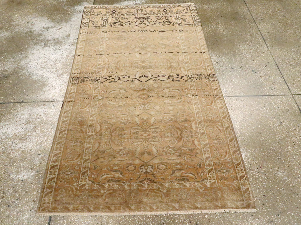 Vintage Turkish Sivas Rug, No.15250 - Staging