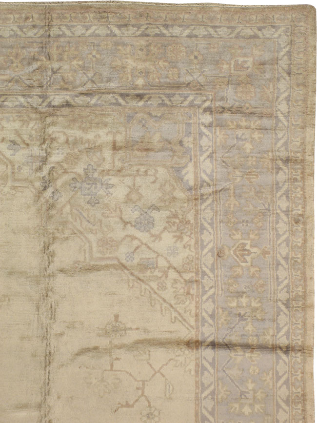 Antique Turkish Oushak Carpet, No.15253 - Staging