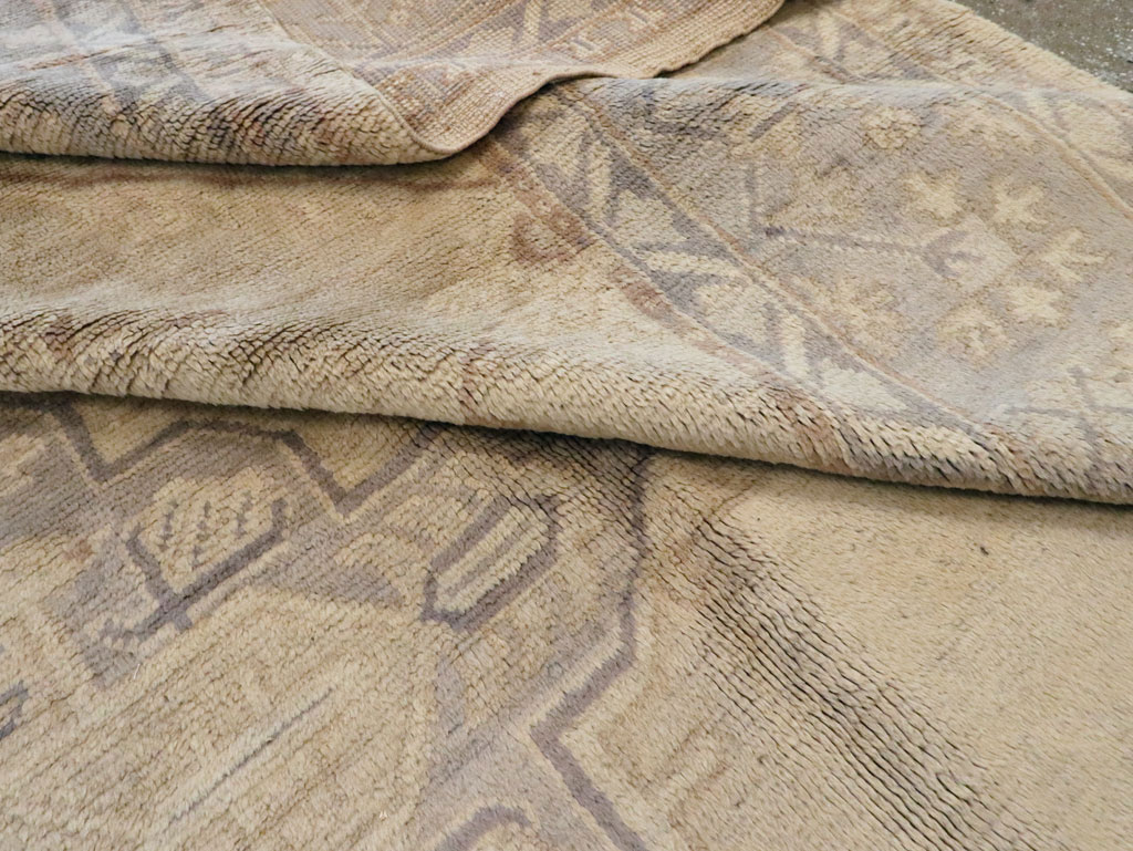 Antique Turkish Oushak Carpet, No.15253 - Staging