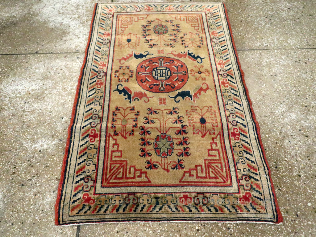 Antique Lahore Rug, No.15267 - Staging