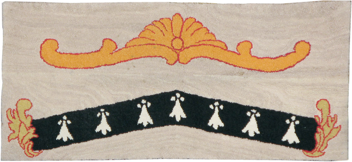 Antique American Hook Rug, No.15281 - Staging