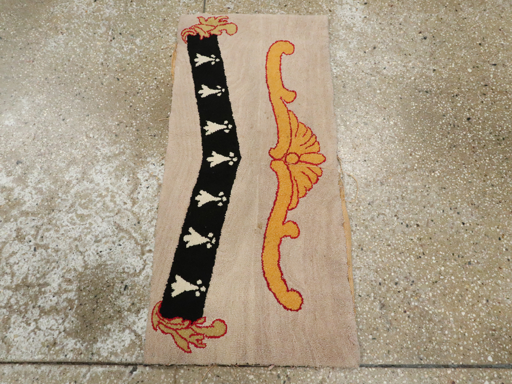 Antique American Hook Rug, No.15281 - Staging