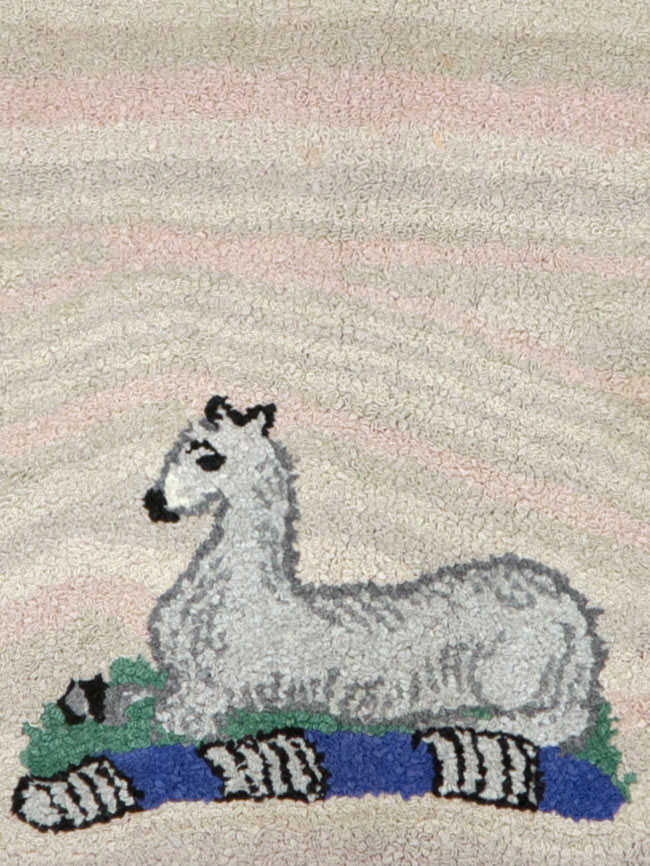 Antique American Hook Rug, No.15282 - Staging