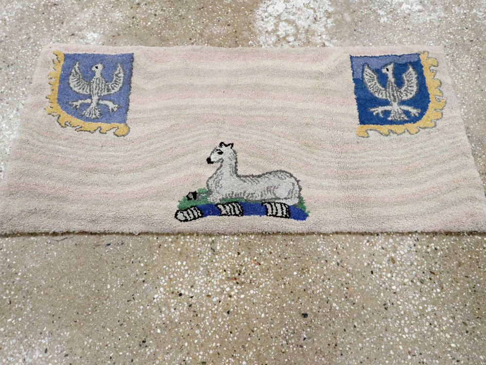 Antique American Hook Rug, No.15282 - Staging