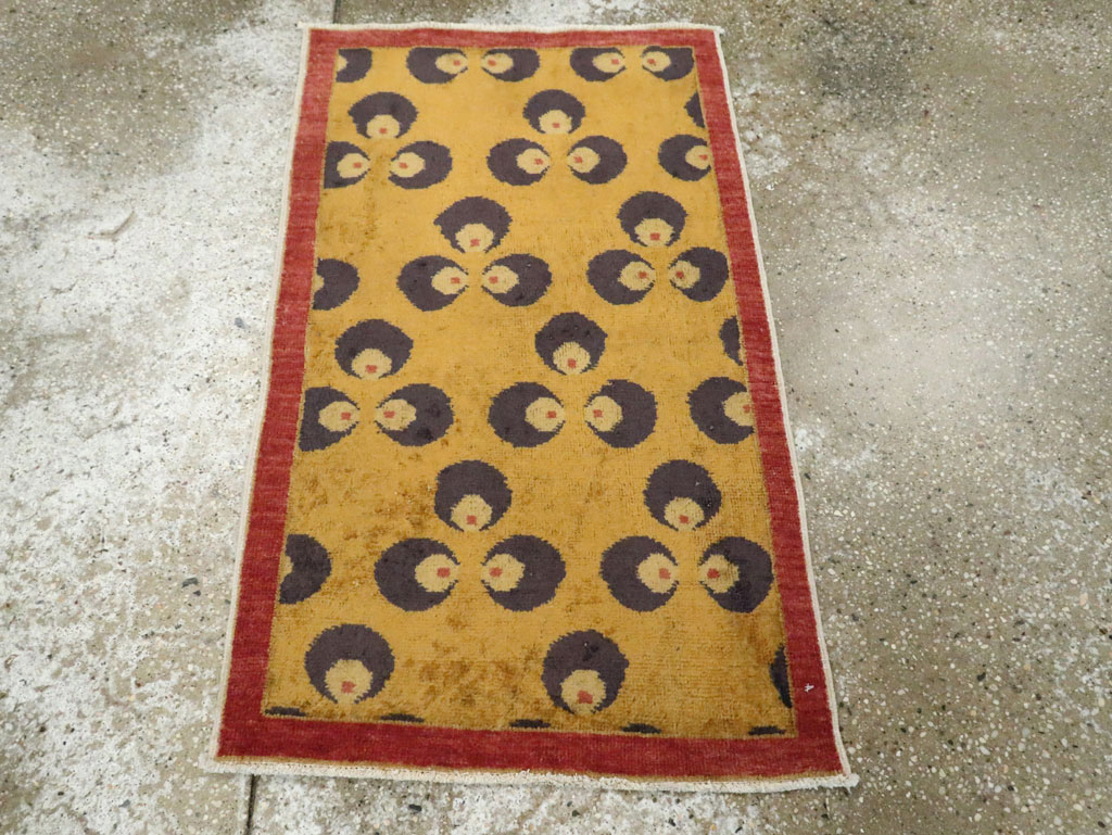Vintage Turkish Art Deco Throw Rug, No.15331 - Staging