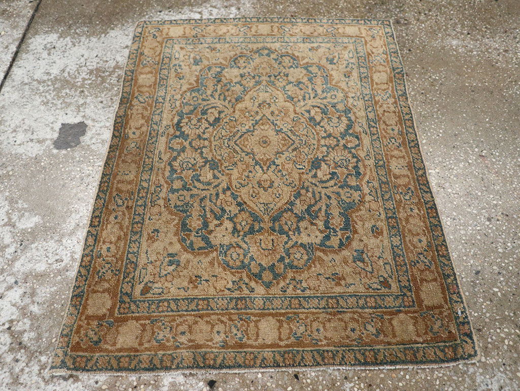 Antique Persian Mashad Throw Rug, No.15334 - Staging