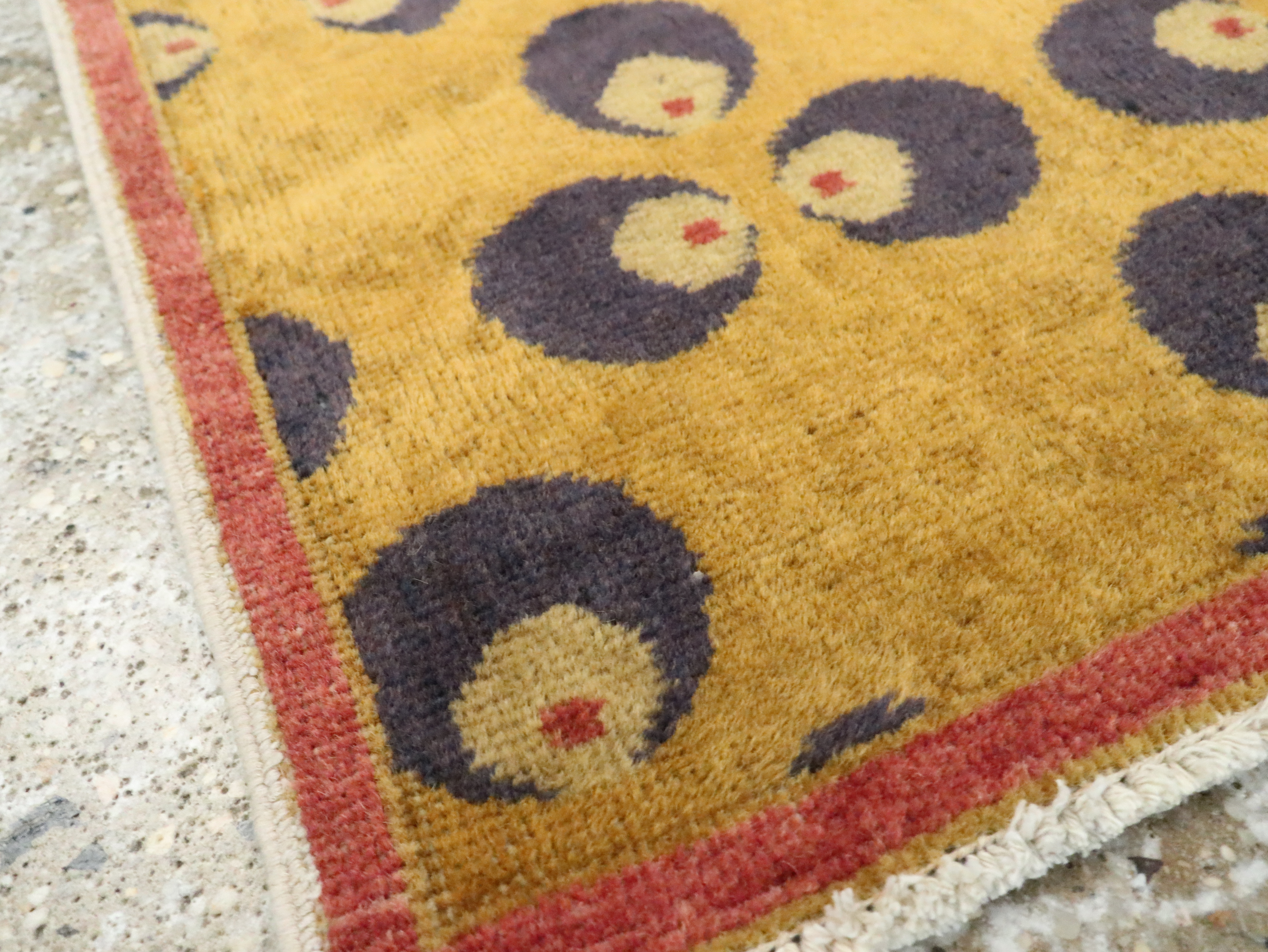Vintage Turkish Art Deco Throw Rug, No.15343 - Staging