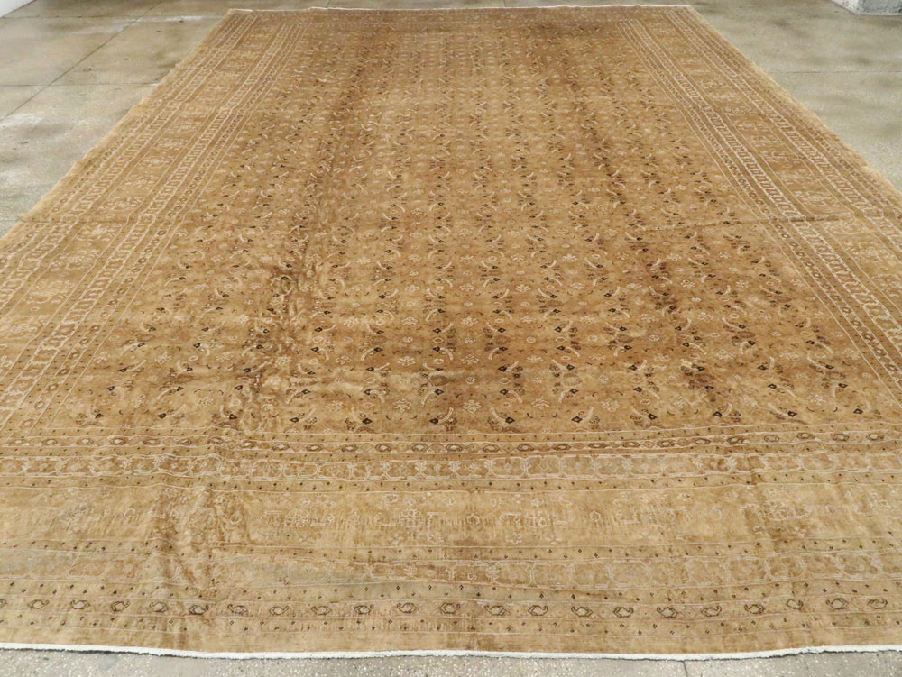 Antique Persian Tabriz Carpet, No.15349 - Staging