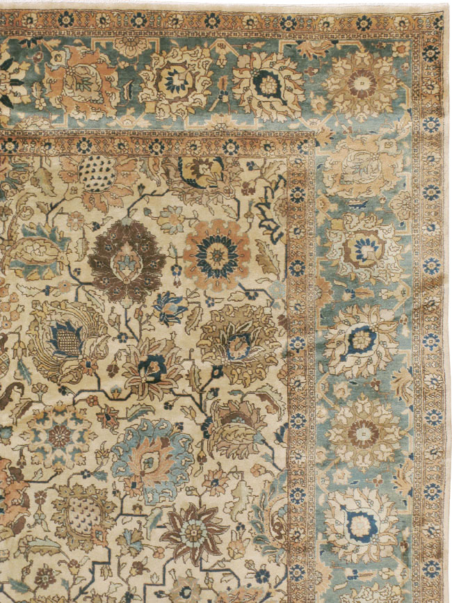 Vintage Persian Tabriz Carpet, No.15379 - Staging