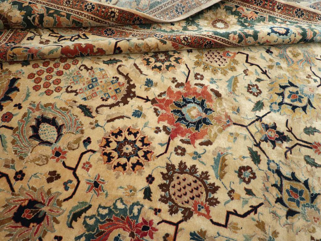 Vintage Persian Tabriz Carpet, No.15379 - Staging