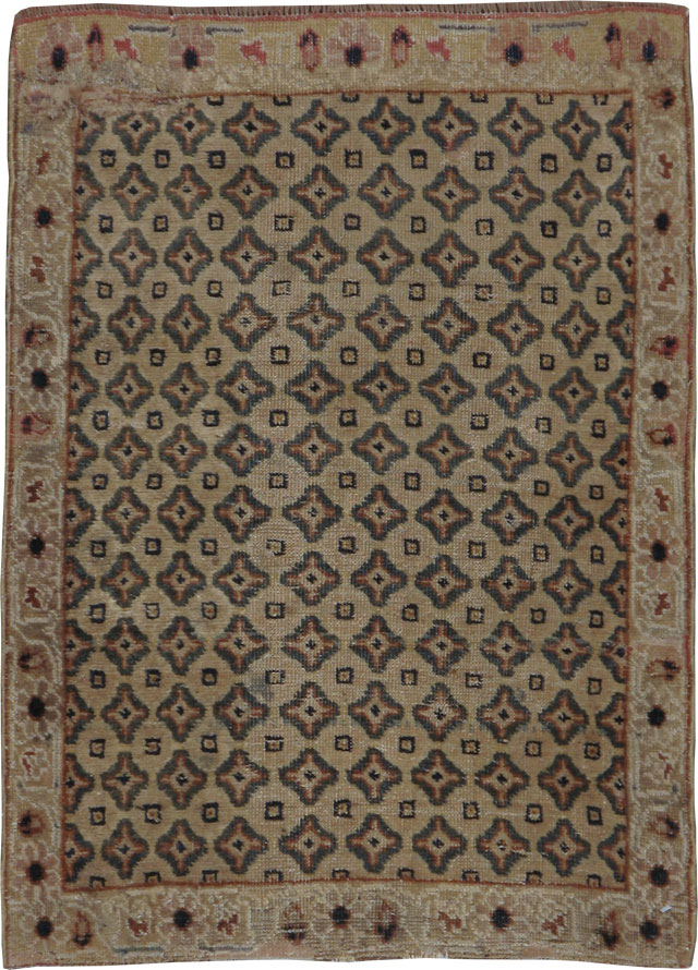 Antique Persian Tabriz Rug, No.15391 - Staging