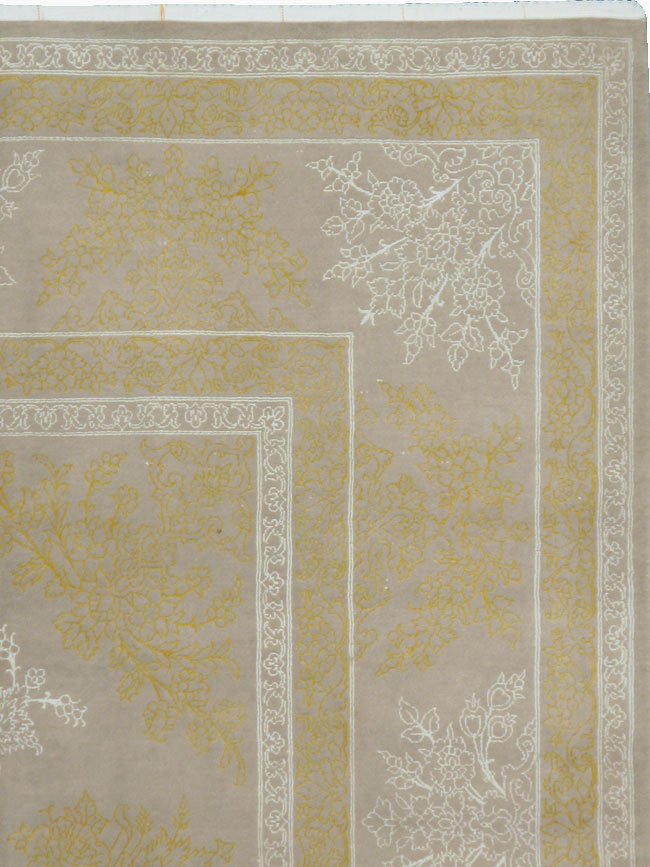 Vintage Persian Isfahan Square Rug, No.15428 - Staging