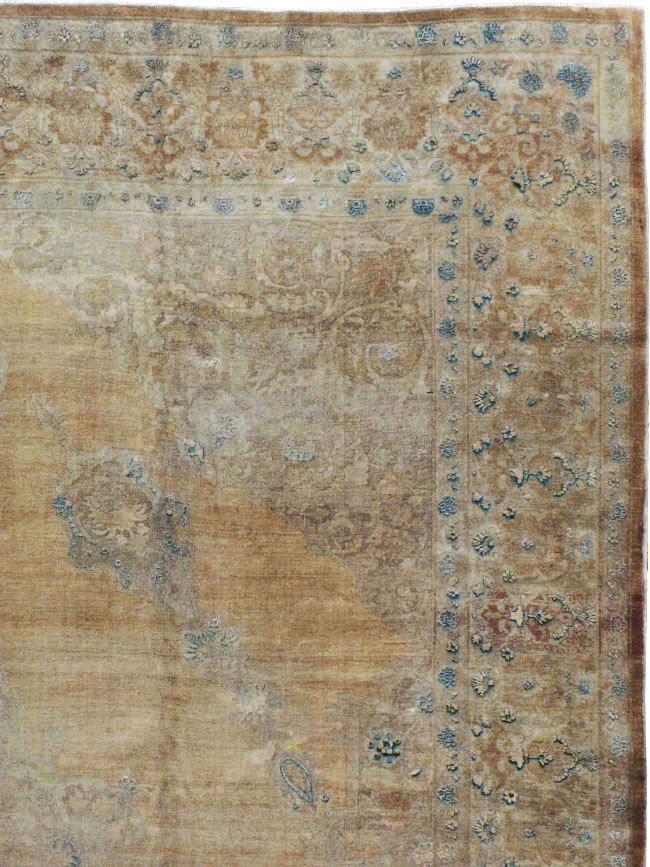 Antique Persian Tabriz Hagi Jalili Carpet, No.15494 - Staging