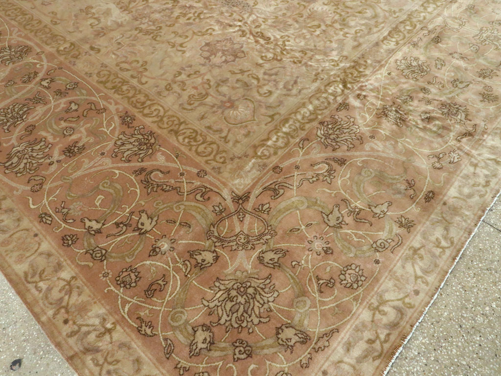 Antique Indian Lahore Carpet, No.15496 - Staging