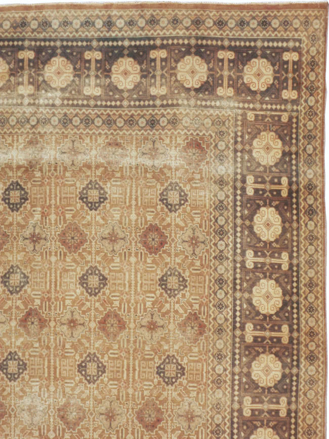 Vintage Persian Tabriz Carpet, No.15499 - Staging