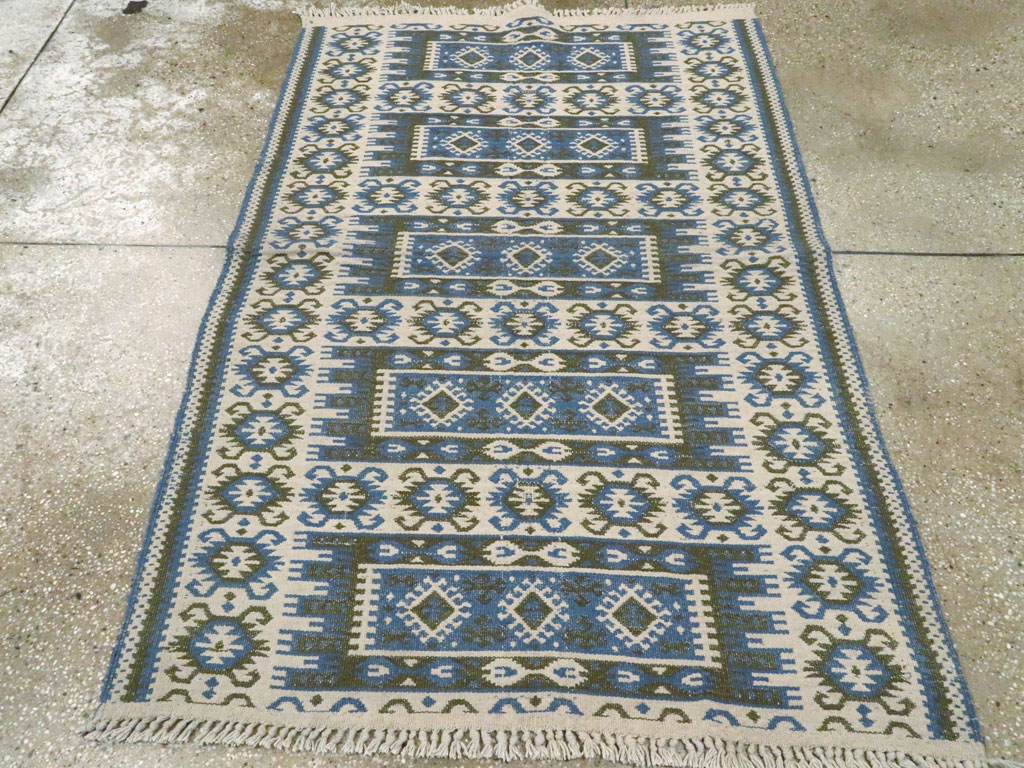 Vintage Swedish Rug, No.15507 - Staging