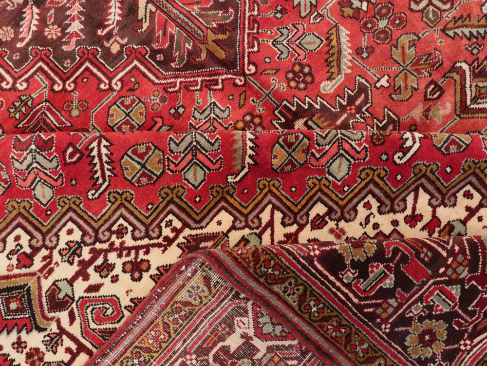 Vintage Persian Heriz Carpet, No.15530 - Staging