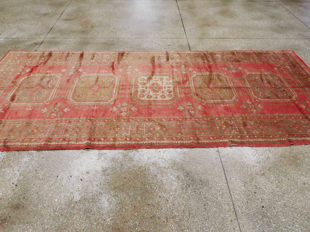 Antique Turkish Oushak Carpet, No.15555 - Staging