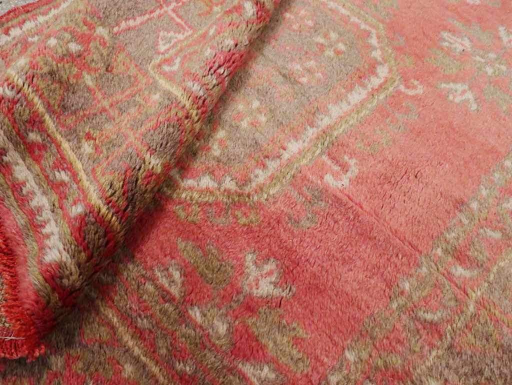 Antique Turkish Oushak Carpet, No.15555 - Staging