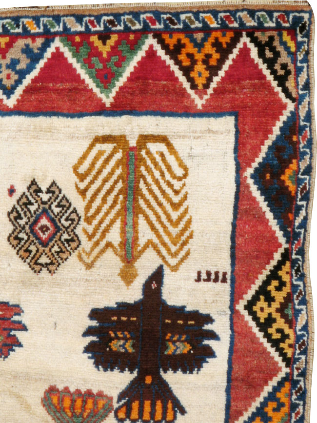 Vintage Persian Gabbeh Rug, No.15597 - Staging