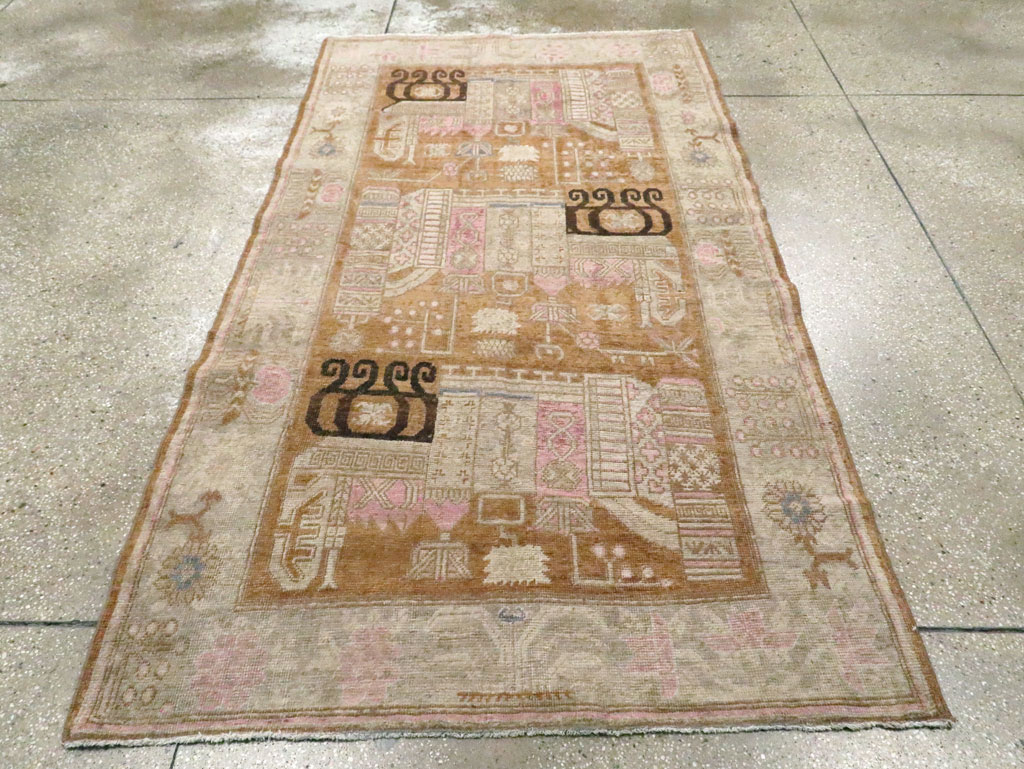 Antique East Turkestan Khotan Rug, No.15603 - Staging