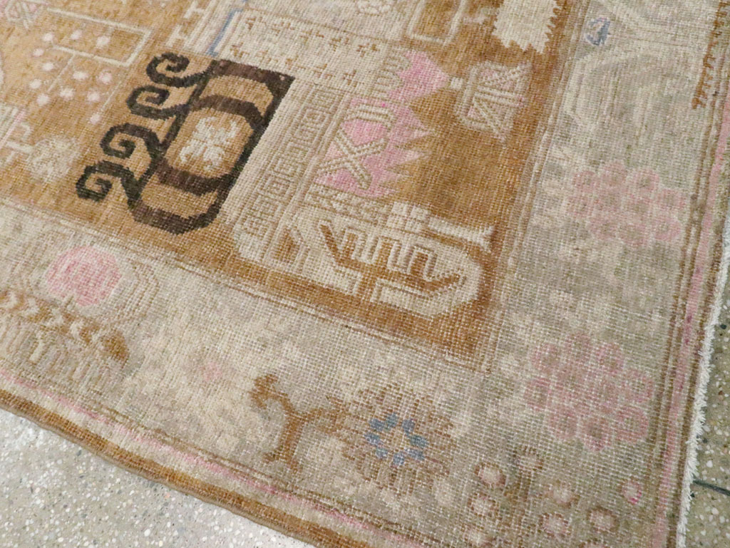 Antique East Turkestan Khotan Rug, No.15603 - Staging