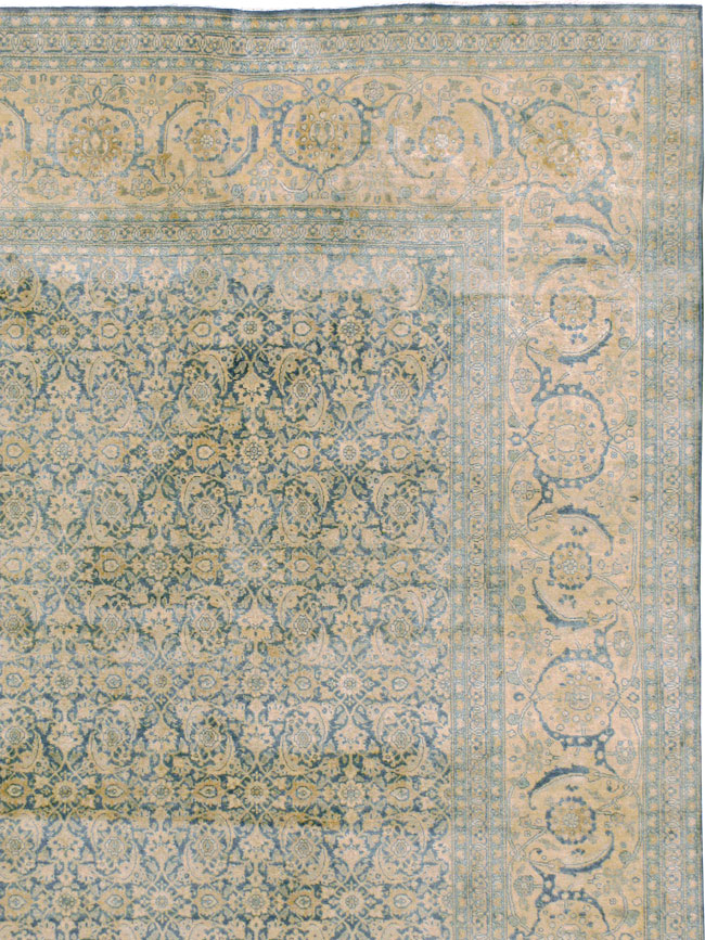 Antique Persian Tabriz Carpet, No.15604 - Staging