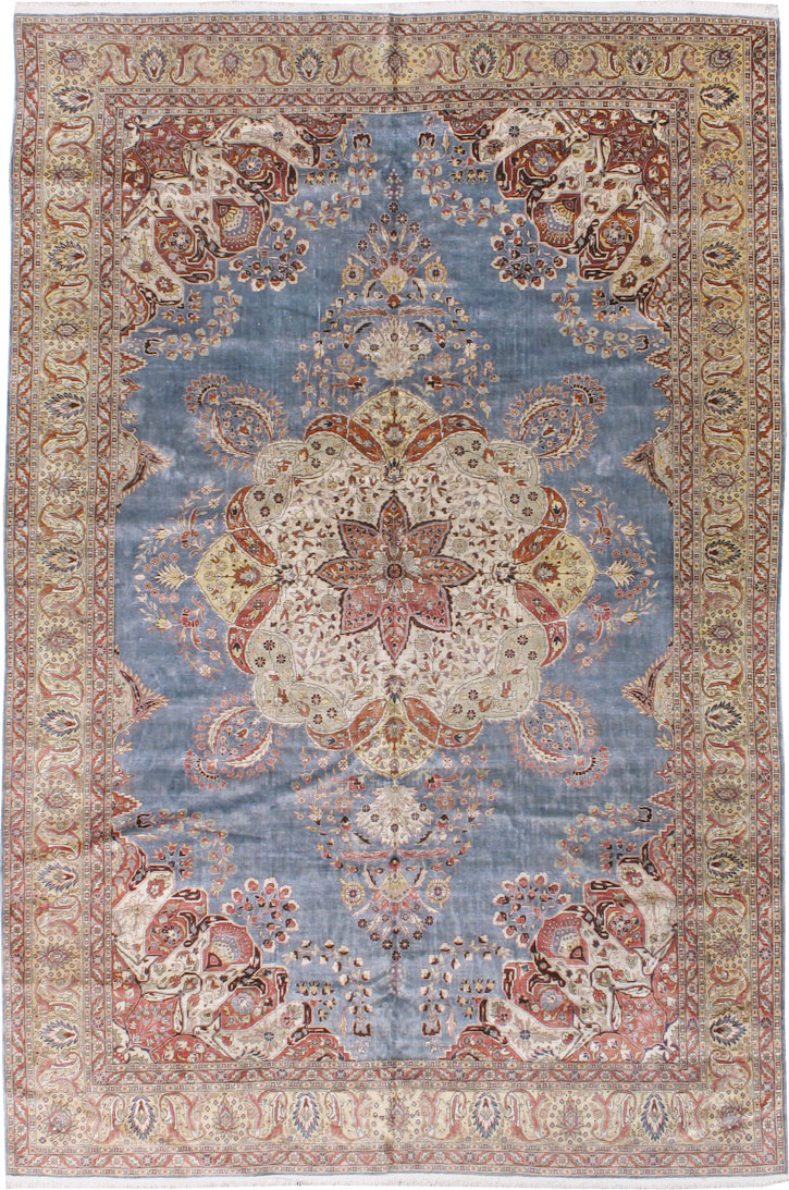 Antique Turkish Herekeh Silk Rug, No.15636 - Staging