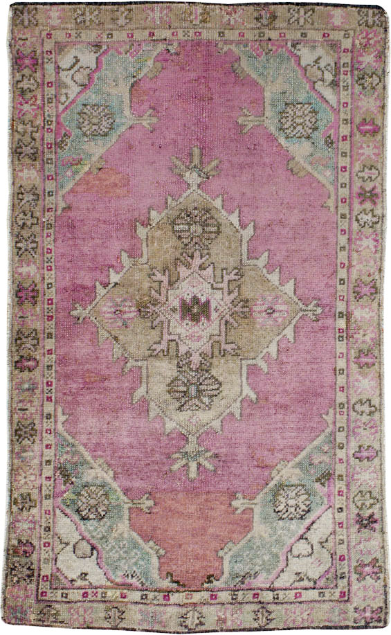 Antique Turkish Oushak Rug, No.15696 - Staging