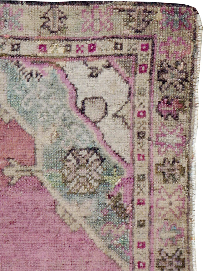 Antique Turkish Oushak Rug, No.15696 - Staging