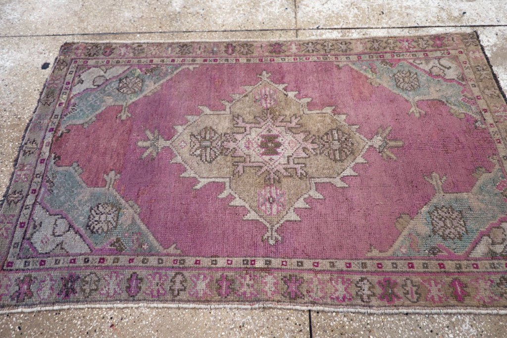 Antique Turkish Oushak Rug, No.15696 - Staging