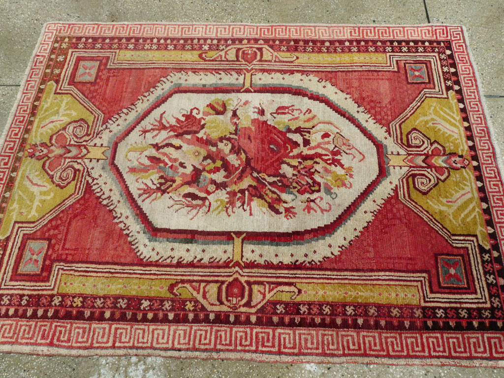 Antique Turkish Ghiordes Rug, No.15708 - Staging