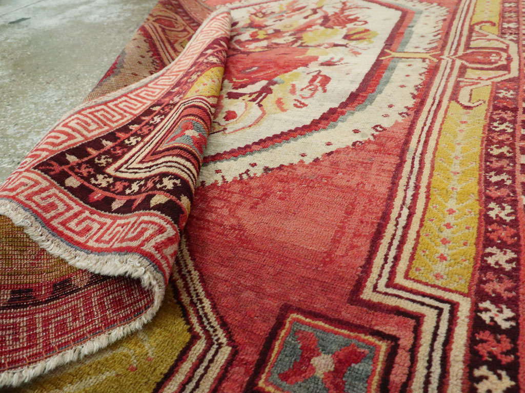 Antique Turkish Ghiordes Rug, No.15708 - Staging