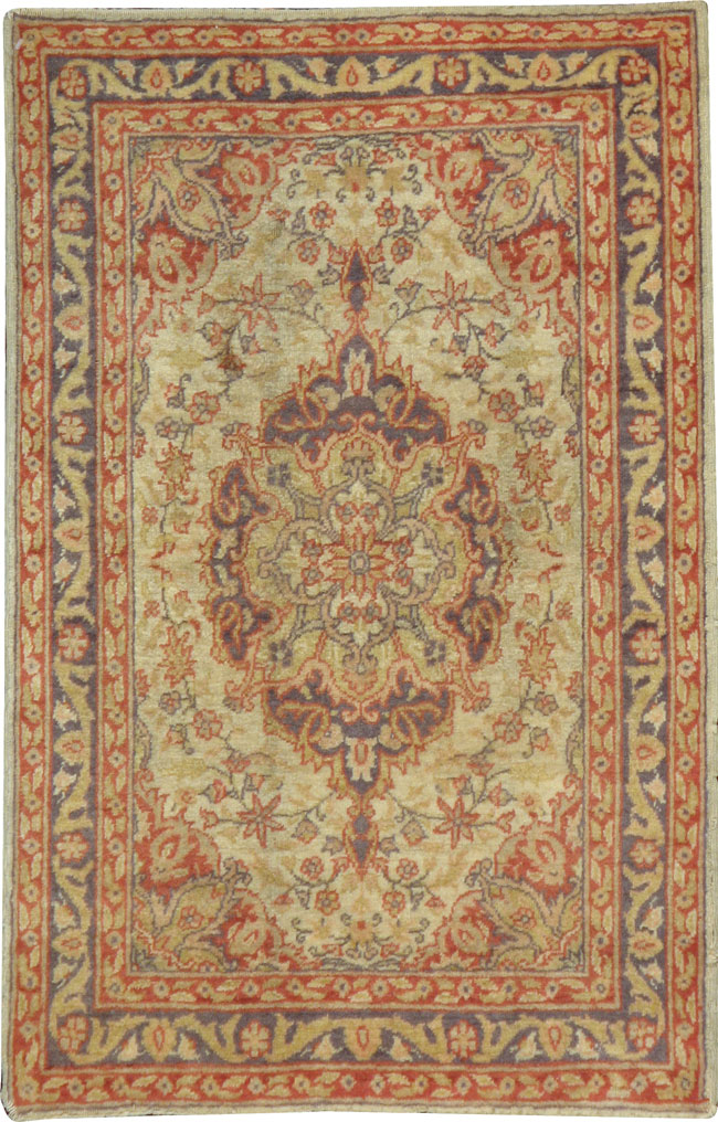 Antique Turkish Sivas Rug, No.15804 - Staging