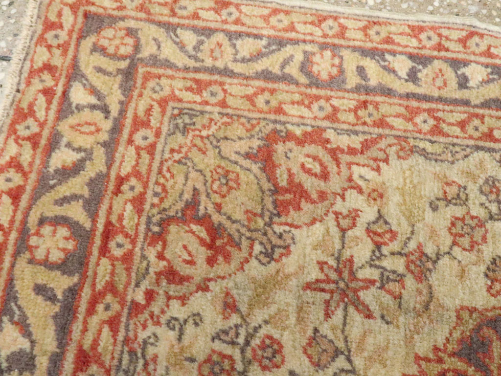Antique Turkish Sivas Rug, No.15804 - Staging