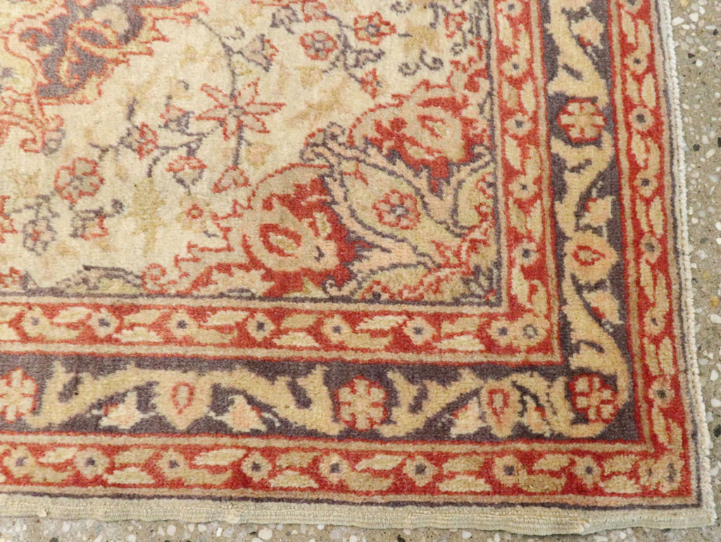 Antique Turkish Sivas Rug, No.15804 - Staging
