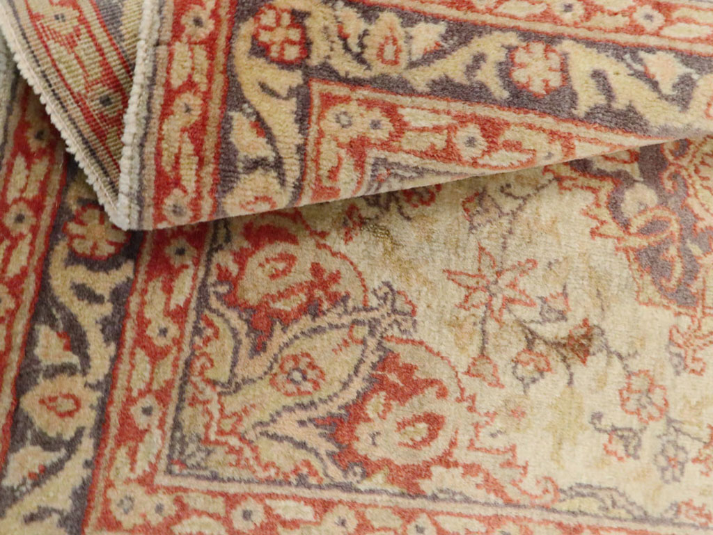 Antique Turkish Sivas Rug, No.15804 - Staging