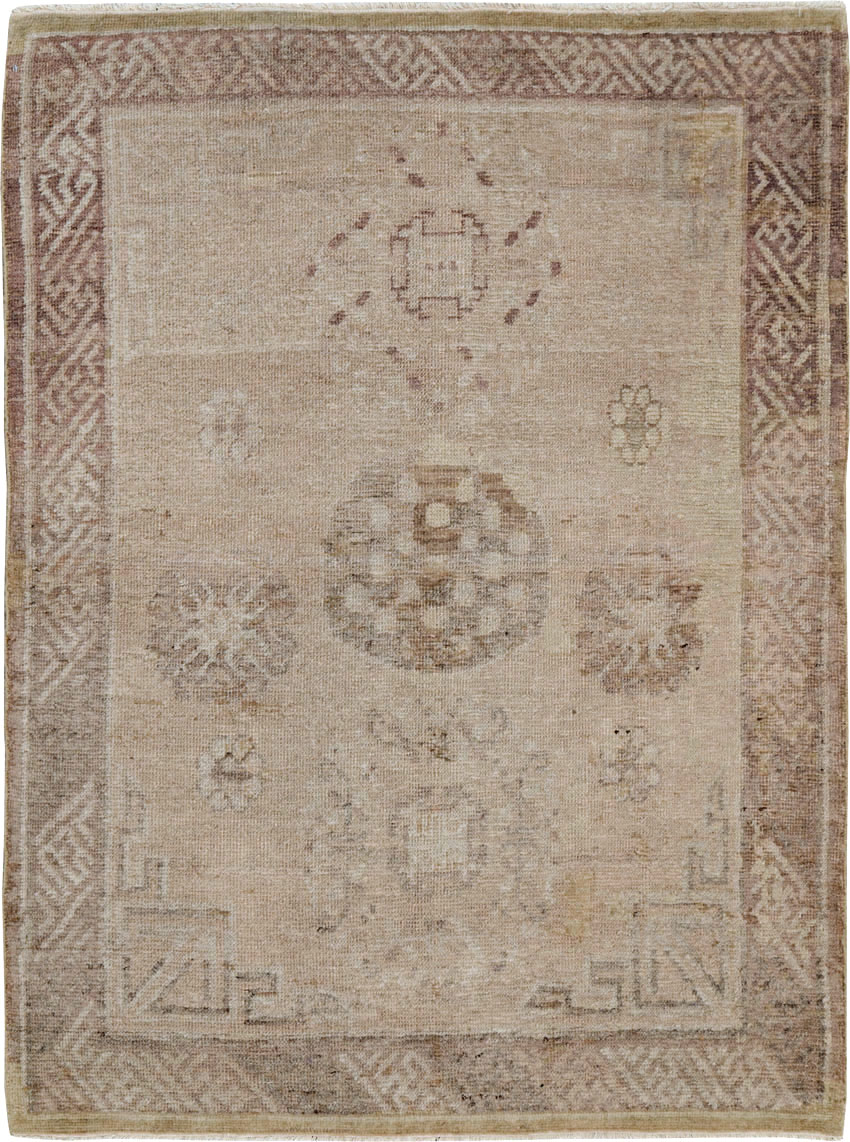 Antique East Turkestan Khotan Rug, No.15826 - Staging