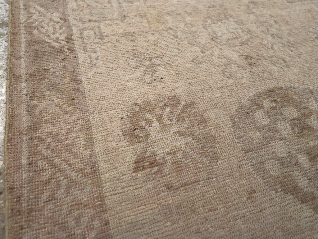 Antique East Turkestan Khotan Rug, No.15826 - Staging