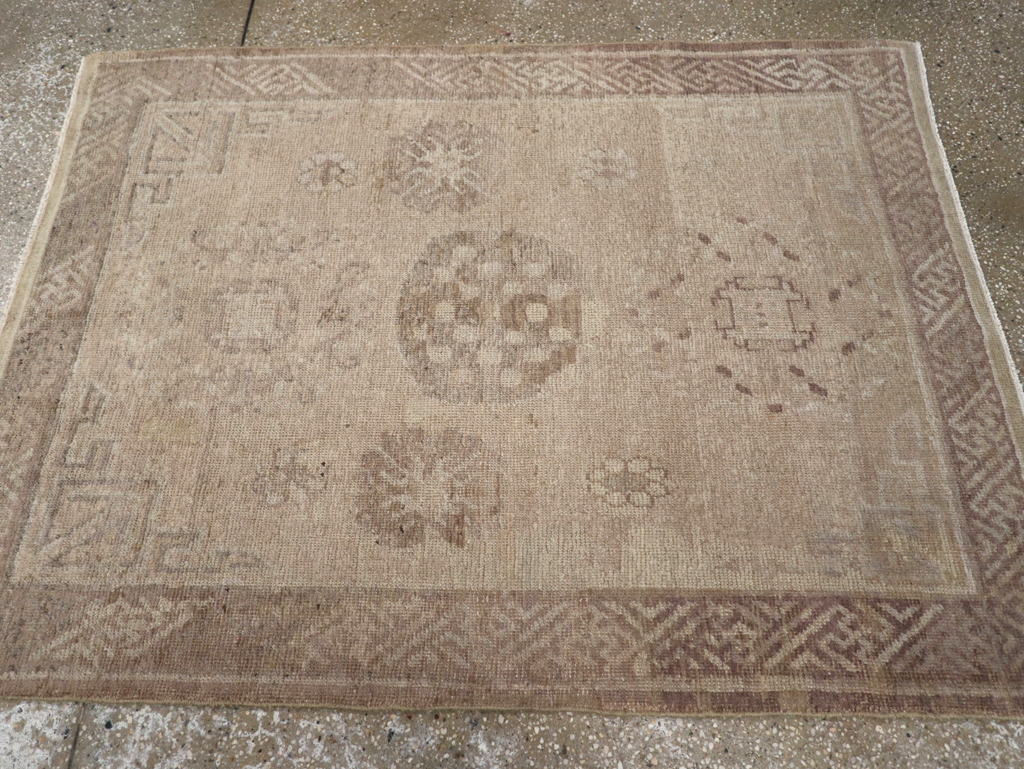 Antique East Turkestan Khotan Rug, No.15826 - Staging