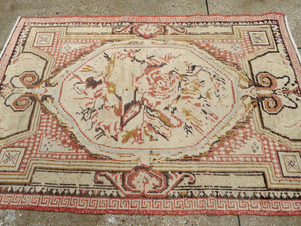 Antique Turkish Ghiordes Rug, No.15849 - Staging
